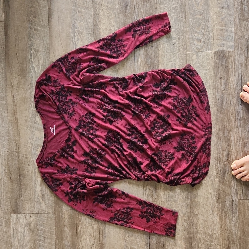 Floral maternity shirt